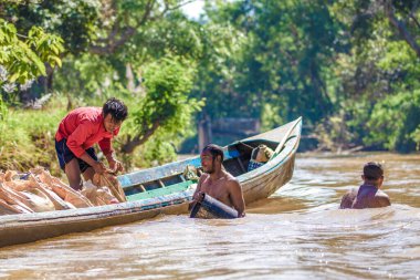 Nehrin üç işçisi