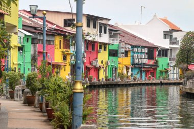 Colorful buldings next to the Malacca riverside promenade
