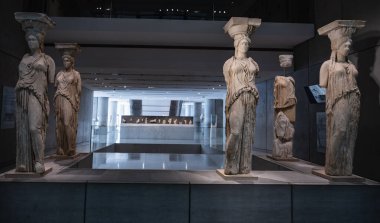 Atina 'daki Akropolis Heykelleri