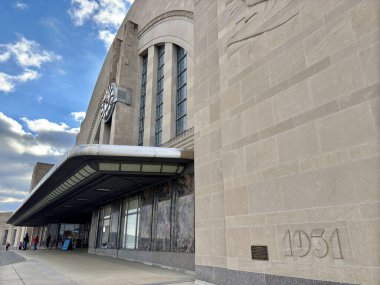 Cincinnati Union Terminal Sanat Deko binası saat, giriş
