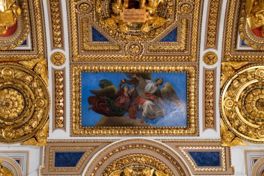 St.PETERSBURGS, RUSSIA, 26 ARALIK 2024: St. Isaacs Katedrali içinde iç tasarım