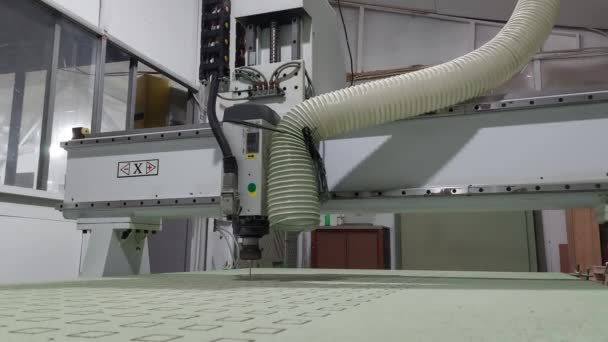 Cnc Cutting Machine Easier Process Pattern Maker Engineering Wood Mdf — Vídeo de Stock