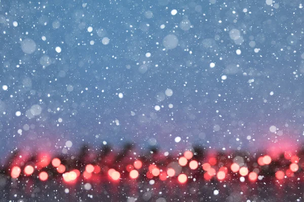 Natal Guirlanda Brilhante Com Luzes Vermelhas Foco Suave Bokeh — Fotografia de Stock
