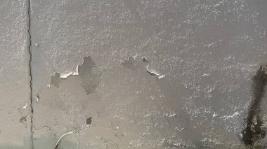 Yaşın ve zamanın güzelliğini gözler önüne seren desenli duvar ve zemin..