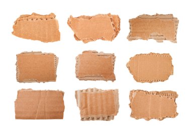 Karton seti beyaz arkaplanda izole edildi