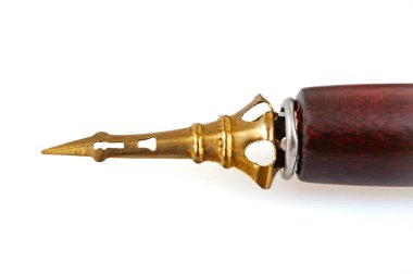 Beyaz arkaplanda izole edilmiş eski uç