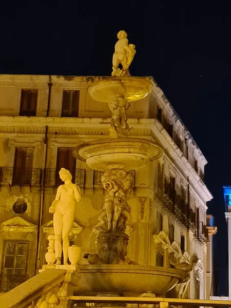 Palermo Italia Piazza Pretoria Piazza Della Vergogna Evocadora Imagen Nocturna —  Fotos de Stock