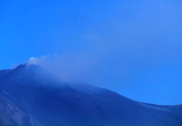Evocative Image Etna Volcano Sicily Blue Sky — Stock Photo, Image