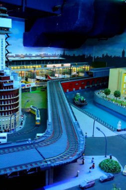 2018.06.12 Berlin, şehrin etrafında Potsdamer Platz, Legoland 'ın içini çağrıştıran bir görüntü.