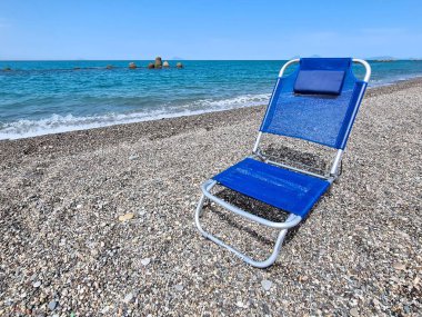 Yazın Sicilya 'da kumlu bir sahilin canlandırıcı görüntüsü. 