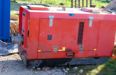 Su pompalamak için büyük taşınabilir üretim pompası