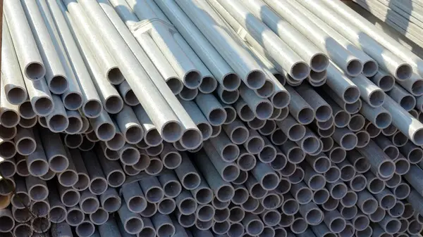 Kurulum işi için plastik iletişim boruları