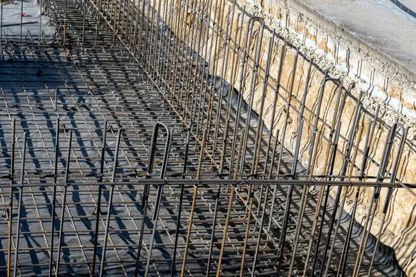 Bina nesnesi. Güçlendirilmiş somut