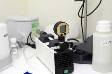 Biyotazminatları test etmek için laboratuvar ekipmanları