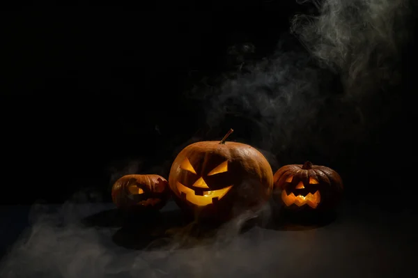 Dýně Vyřezávanými Grimasami Svíčkami Tmě Halloween Jack Latern Smoke — Stock fotografie