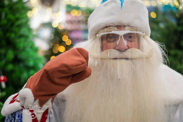 Portrait Père Noël Russe Dans Une Visière Protectrice — Photo