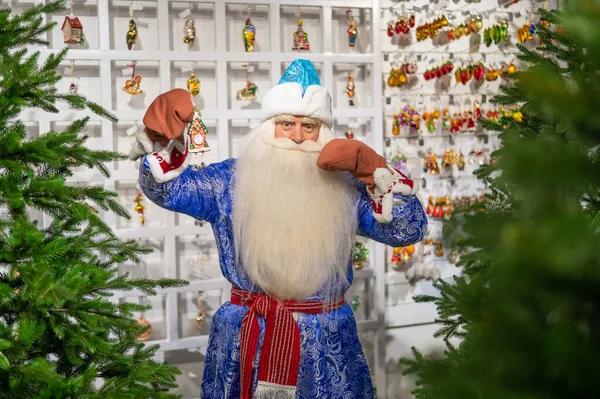 Russian Santa Claus Chooses Decorations Christmas Tree Store — Stock Photo, Image