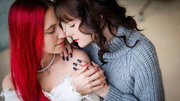 Porträt Junger Kaukasischer Frauen Einer Beziehung Homosexualität — Stockfoto