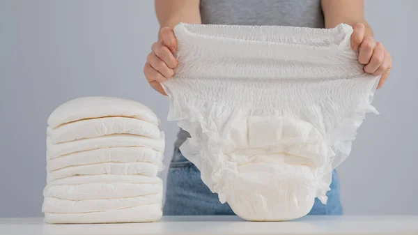 Woman Chooses Adult Diaper Pile Urinary Incontinence Problem — Stock Photo, Image