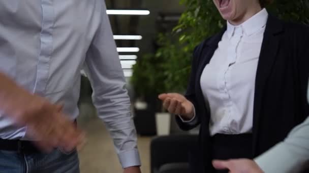 Caucasian Man Giving Bottom Five Colleagues Sign Success Slow Motion — Stockvideo