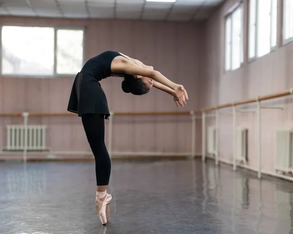 Asian Woman Dancing Ballet Class Bending Back — Foto de Stock
