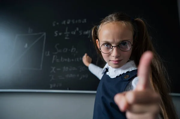 Portrait Caucasian Girl Glasses Classroom Schoolgirl Writes Formula Chalk Blackboard — Stock Photo, Image