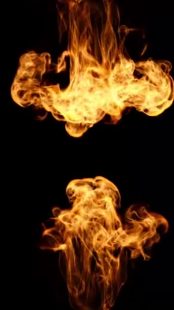 Les Flammes Des Côtés Opposés Entrent Collision Centre Sur Fond — Video