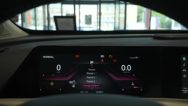 现代汽车的电子控制面板 — 图库视频影像