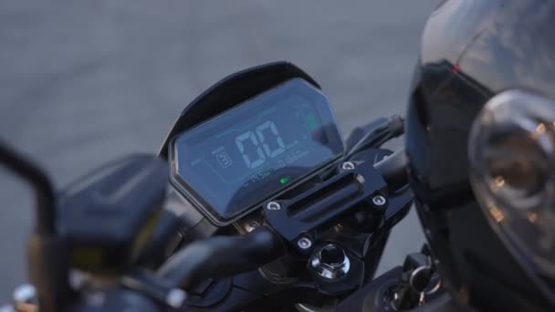 Parkosított Elektromos Motorkerékpár Műszerfala — Stock videók