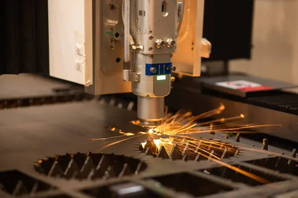 Metalllaserskjæremaskin Trygt Automatisert Metallarbeid – stockfoto