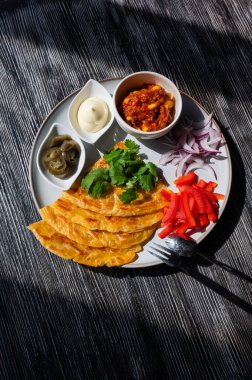 Bir tabak fajitanın üst görünümü