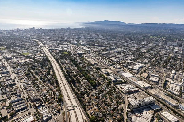 洛杉矶高速公路的空中景观 — 图库照片