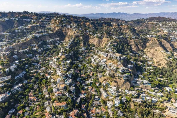 ハリウッドの丘の家の空中ビュー — ストック写真