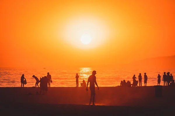 ロサンゼルス カリフォルニア州 アメリカ 9月6日 ヴェネツィアのビーチの夕日の景色 — ストック写真