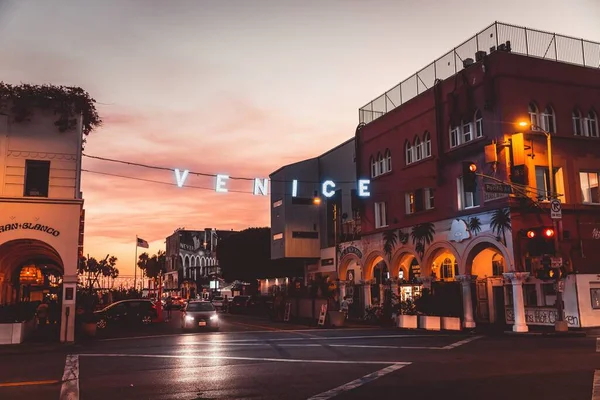 Los Angeles Kaliforniya Abd Eylül Venice Beach Neon Manzarası — Stok fotoğraf