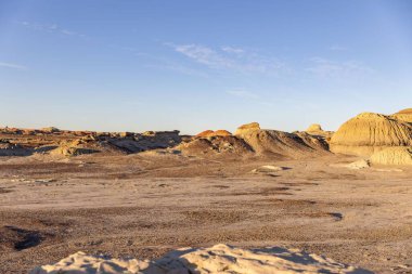 Bisti Badlands, Bisti De-Na-Zin, New Mexico, USA clipart