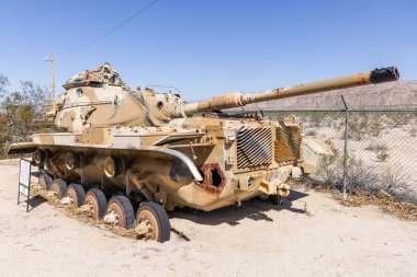 ABD 'nin Kaliforniya Çölü' ndeki Chiriaco Zirvesi 'nde General Patton Anıt Müzesi