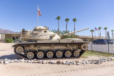 ABD 'nin Kaliforniya Çölü' ndeki Chiriaco Zirvesi 'nde General Patton Anıt Müzesi
