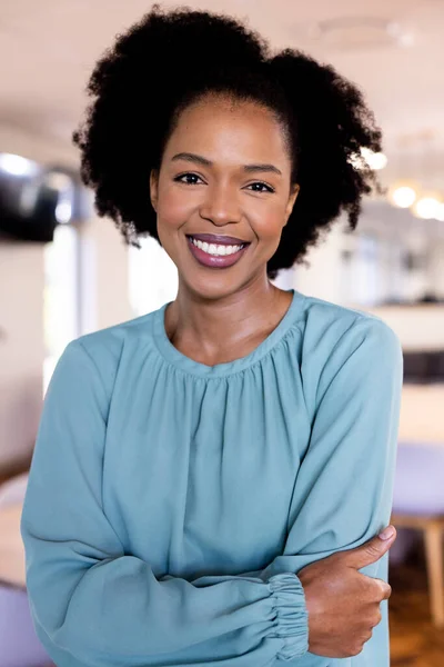 Portrait Happy African American Businesswoman Modern Office Global Business Finances — Stock Photo, Image