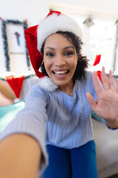 Happy African American Woman Wearing Santa Claus Hat Having Video — Stock Photo, Image