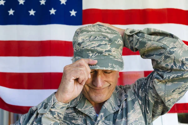 Close Smiling Caucasian Army Soldier Wearing Camouflage Cap Flag America — Stock Photo, Image