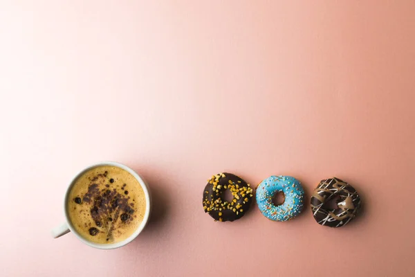 Directly View Fresh Chocolate Drink Cup Donuts Copy Space Colored — Stock Photo, Image
