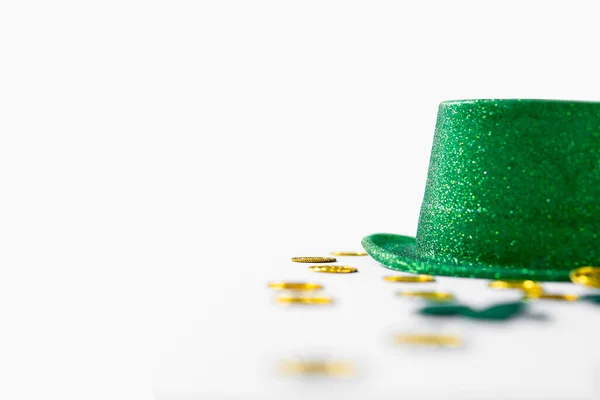 Green Hat Golden Coins Shamrocks Decorations Copy Space White Background — Stock Photo, Image