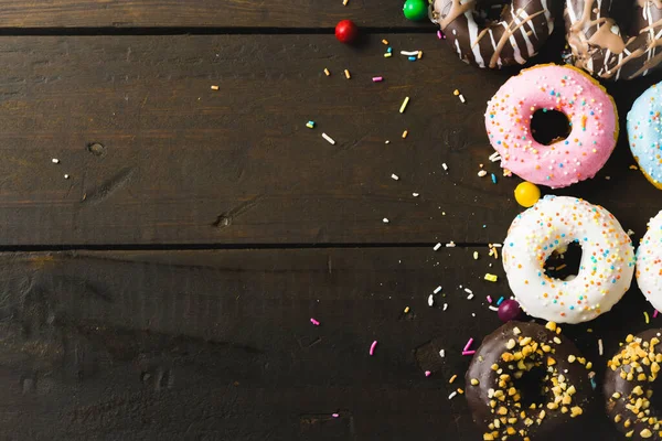 스프링클러가 도넛을 위에서 수있다 변경되지 건강에 식사와 — 스톡 사진