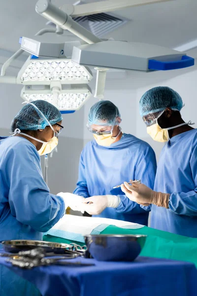 Diverse Group Surgeons Operating Patient Operating Theatre Copy Space Surgery — Stock Photo, Image