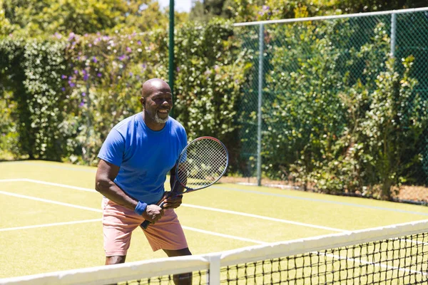 Happy Senior African American Man Playing Tennis Sunny Grass Court — Stock Photo, Image