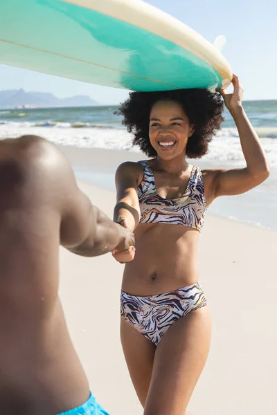 Happy African American Couple Holding Surfboard Heads Holding Hands Sunny — Stock Photo, Image