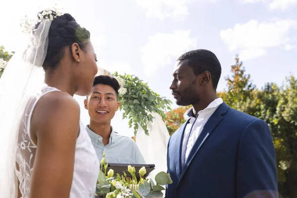 Happy Diverse Male Officiant Bride Groom Outdoor Wedding Ceremony Sunny — Stock Photo, Image