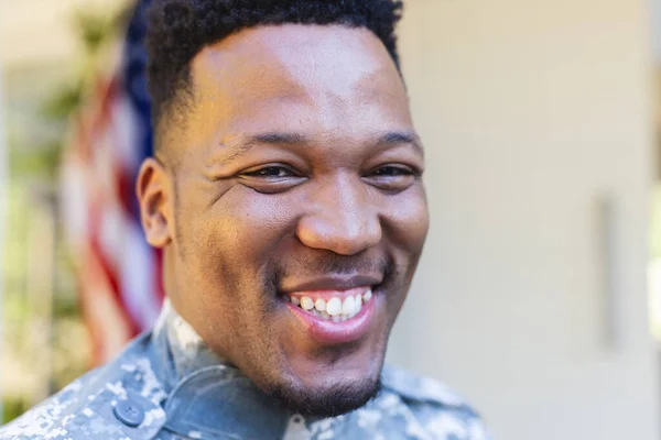 Happy African American Male Soldier Face Close Home Usa Flag — Stock Photo, Image