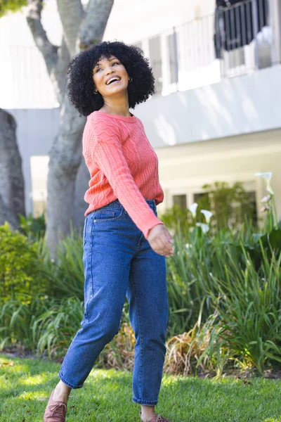 Happy African American Woman Walking Sunny Garden Copy Space Outdoors — Stock Photo, Image